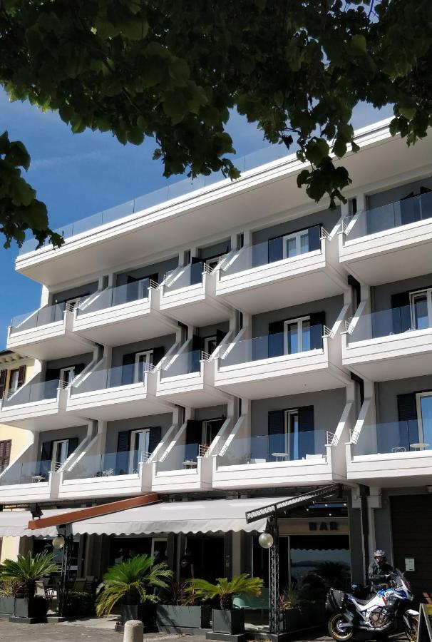 Hotel Riviera Desenzano del Garda Exteriér fotografie