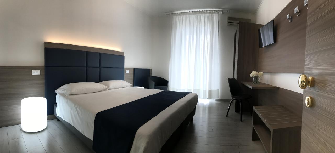 Hotel Riviera Desenzano del Garda Exteriér fotografie