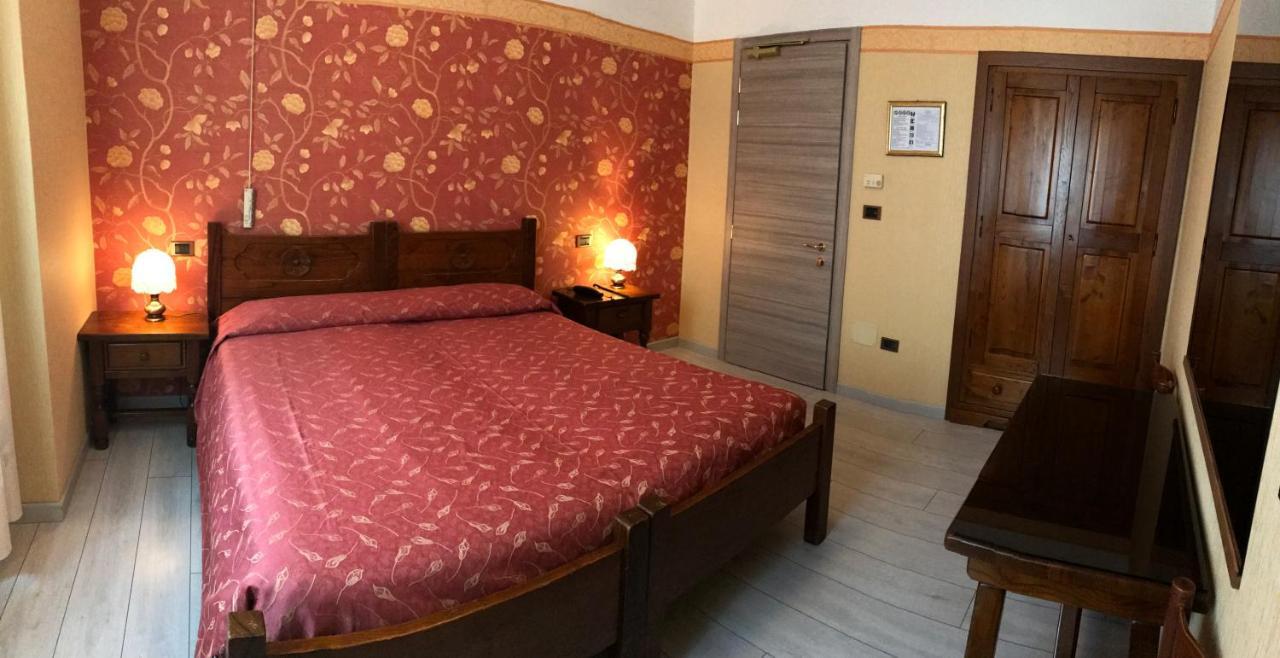 Hotel Riviera Desenzano del Garda Pokoj fotografie